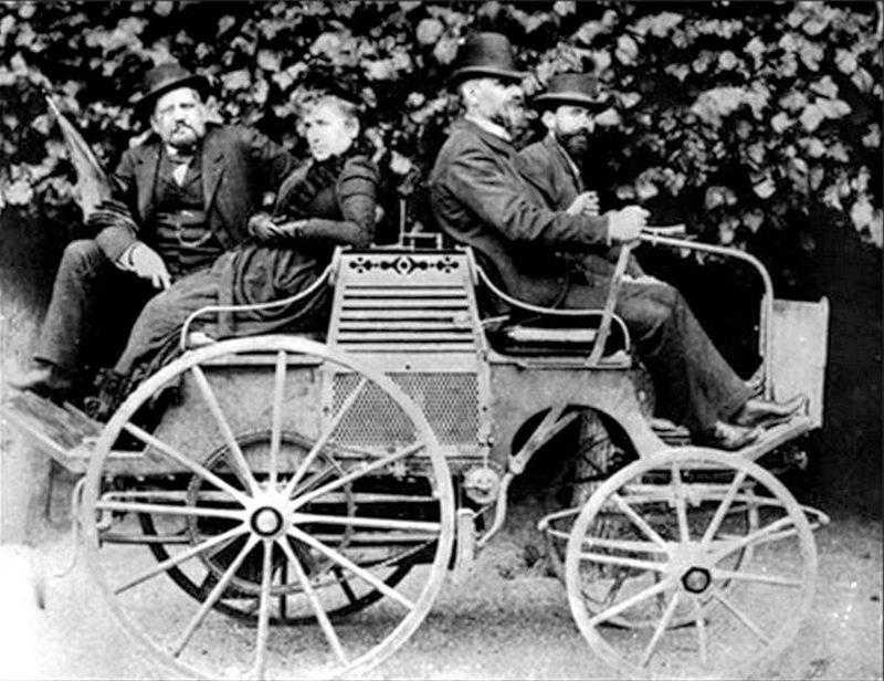 Annee 1891 prototype voiture panhard levassor 1891