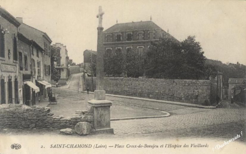 St chamond place croix de beaujeu et l hosispice des vieillards 1