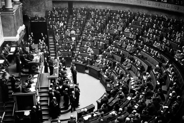 Charles de gaulle elu 13 novembre 1945