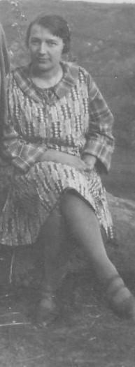 Grand mere paternelle en 1929 ou 1930 2 bis