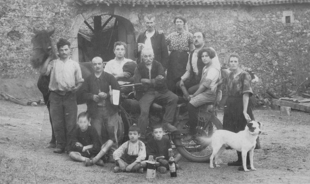 Grand pere fayolle albert avec un moulin a montchal copie