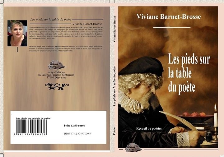 Les pieds sur la table du poete 3